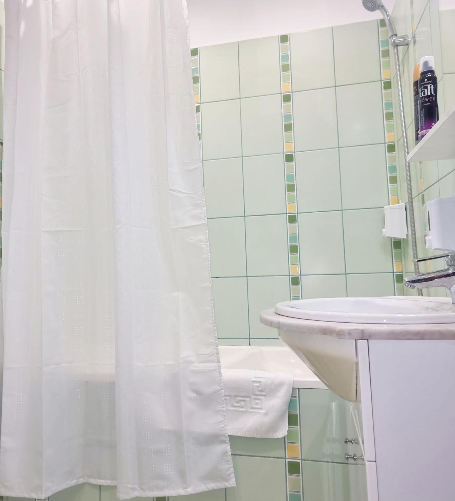 Near Old Town - Chill & Relax - 3Bdr Cozy & Roomy Bukarest